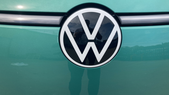 Volkswagen ID. Buzz 210kW Style Pro 86kWh 5dr LWB Auto [7St/Design+] Electric Estate - Image 36